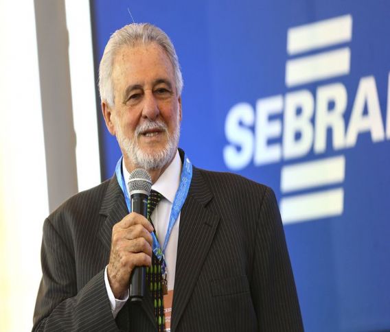 Carlos Melles será reeleito nesta terça-feira na presidência do Sebrae nacional; improcede que RC seria presidente
