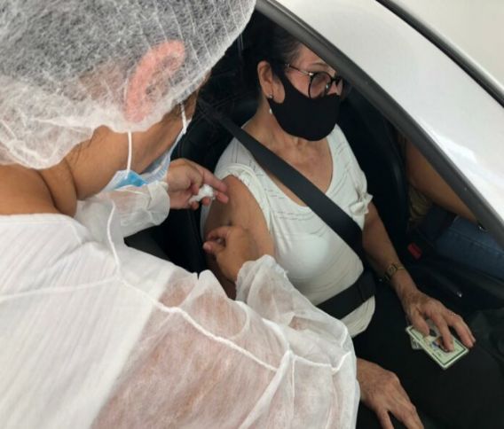 Secretária de Saúde de Campina Grande vacina mais de 10 mil pessoas em uma semana